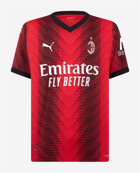 Kit AC Milán / Serie A 2023.